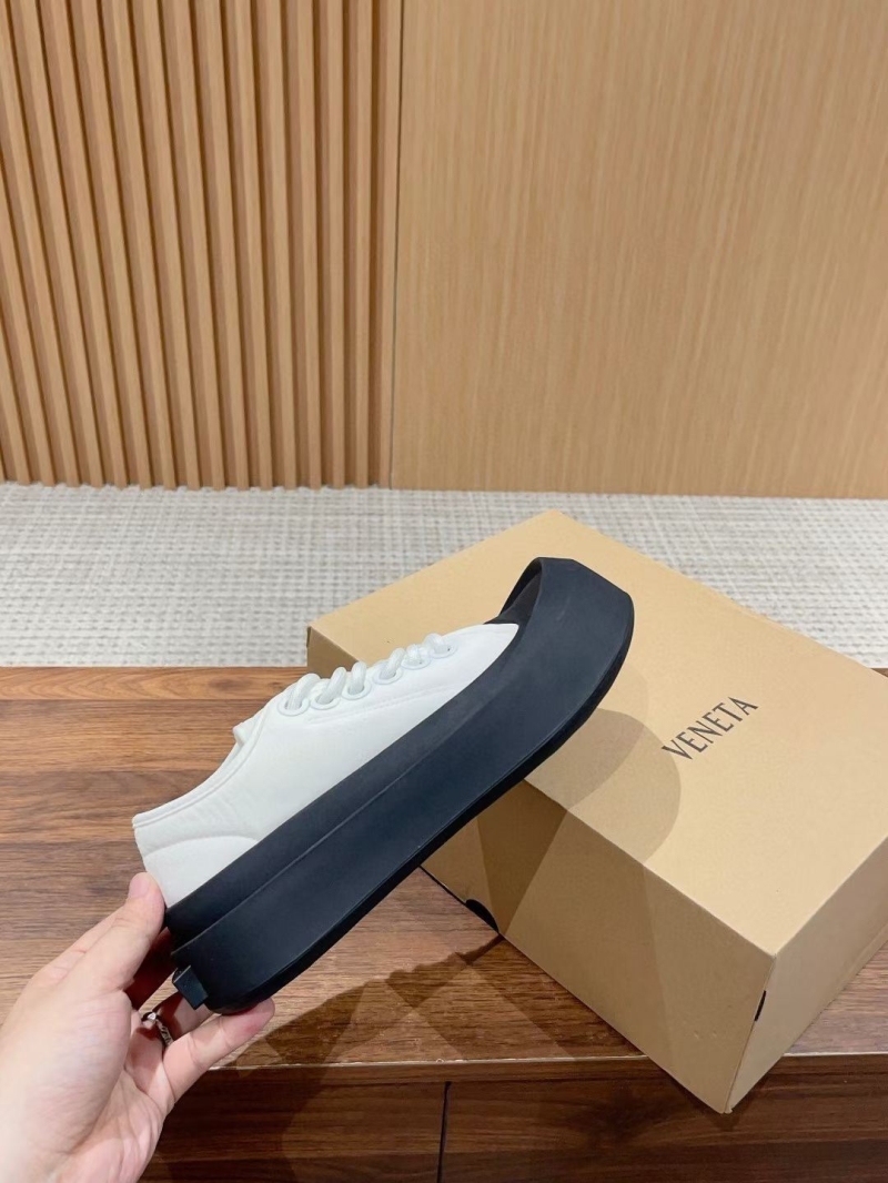 Gucci Casual Shoes